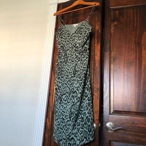 Beautiful green leopard print maxi dress!